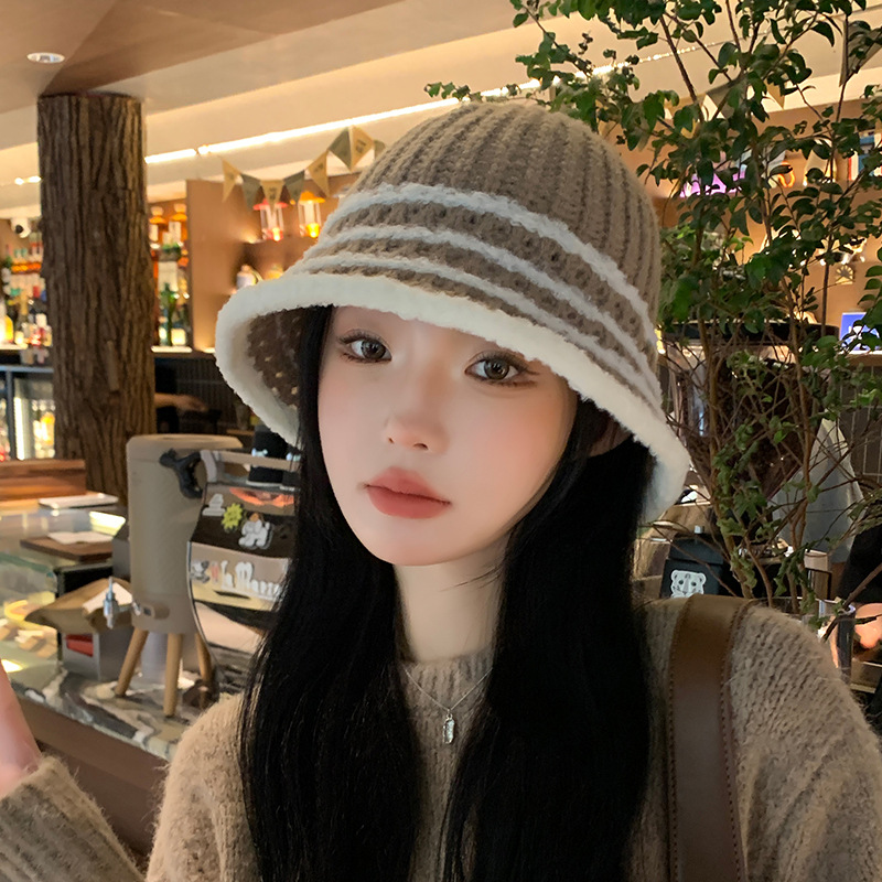 Autunno e inverno nuovo cappello coreano a righe lavorato a maglia con viso piccolo a secchiello per esterni in lana lavorata a maglia calda e alla moda_voghion.com
