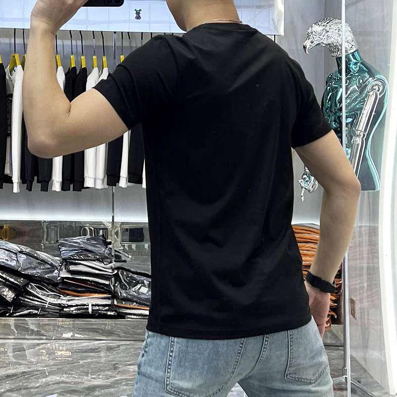 Erkekler 2024 Yaz Yeni Kişiselleştirilmiş Trend Günlük Moda Çok Yönlü Yuvarlak Yaka İnce Kesim Mektup Baskılı Kısa kollu_voghion.com