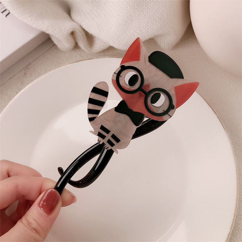 Cariño interesante lindo gato twist clip 2024 nuevo alto sentido de la cabeza detrás de una palabra agarrar clip de cabello de mujer tarjeta de cabello tocado