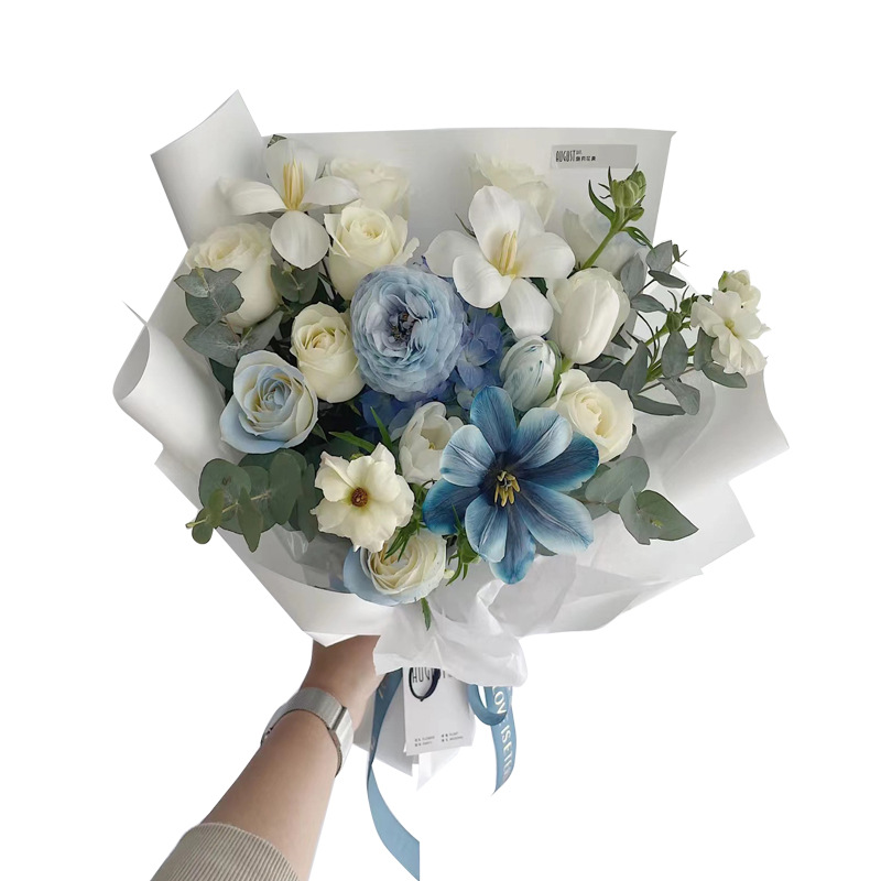 Lizhuran color sólido espesado primer rollo de papel de amor impermeable OPP floral papel de embalaje 56 * 10Y rollo de papel de embalaje