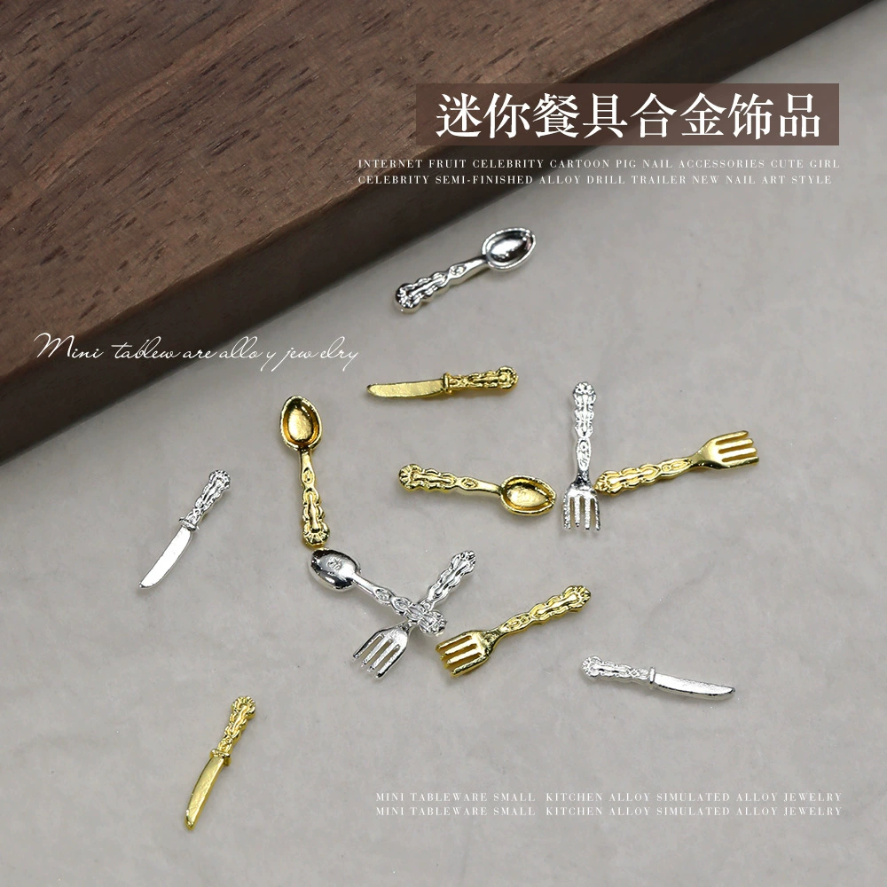Аксессуары для дизайна ногтей в японском стиле, мини-столовые приборы из сплава, простые универсальные реалистичные нож и вилка, трансграничные носимые украшения для ногтей, оптовая продажа