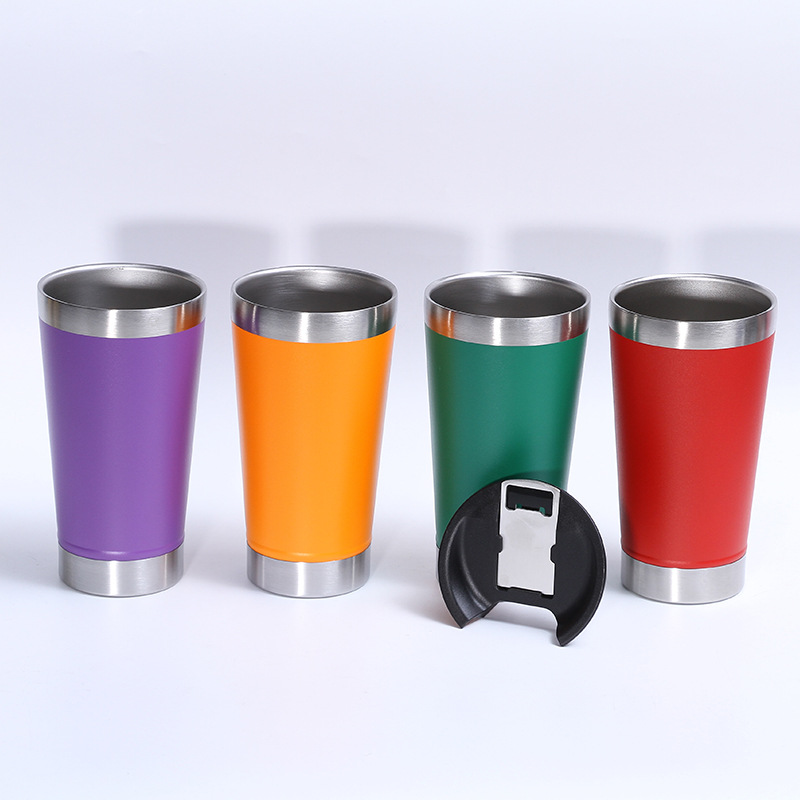 Brasil 20oz taza de cerveza de acero inoxidable al aire libre de coches de plástico taza de coche portátil auto-contenido botella abridor de vacío taza