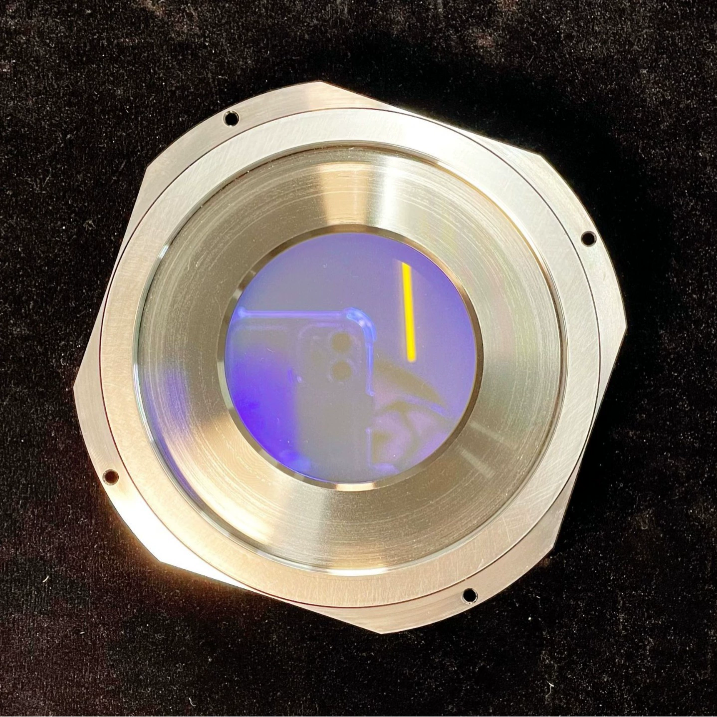 Оптическое фокусирующее зеркало фокусирующее диэлектрическое покрытие кварцевой подложки