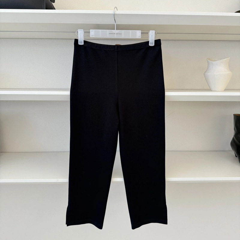 Victoria Style Cropped Pants with Slit, Slim Fit, Stretchy, Casual Women's Pants Victoria Style Cropped Pants with Slit, Slim Fit, Stretchy, Casual Women's Pants