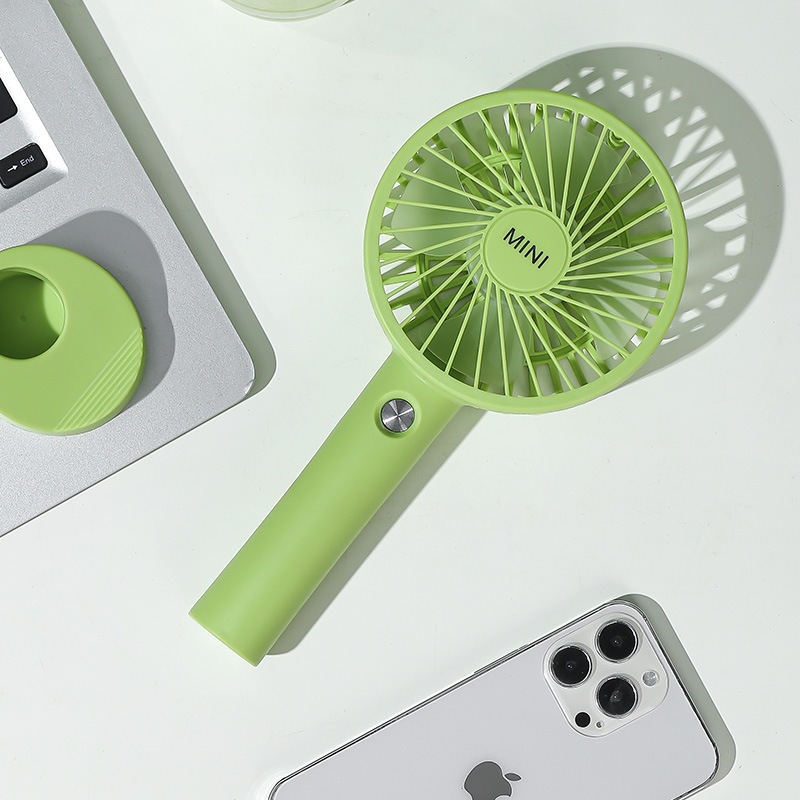 Ventilador portátil de carga USB portátil de escritorio de mano larga duración gran viento mini pequeño ventilador dormitorio de estudiantes