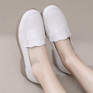 ��ƤܛƤ���m����Ь�ٴ�����ƤЬ2025�¿��ܛ�׷���һ�_��ŮЬ