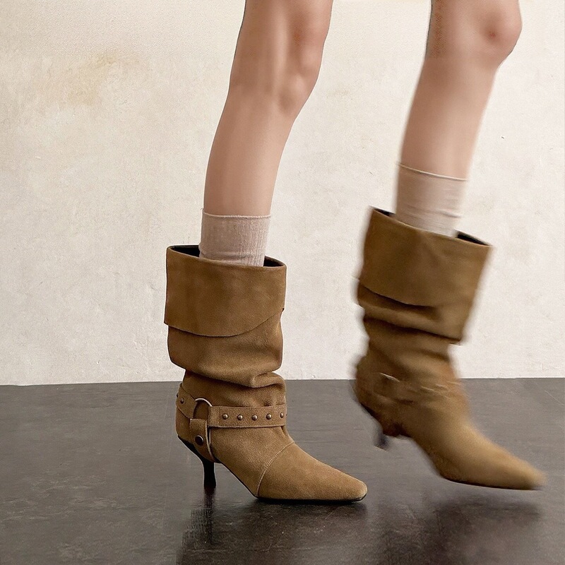 Chuyuji French-style women's short boots 2026 new pointed-toe high-heeled boots with belt buckle, biker boots, pleated stacked boots Chuyuji French-style women's short boots 2026 new pointed-toe high-heeled boots with belt buckle, biker boots, pleated stacked boots