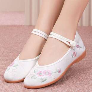 Old Northern Cloth Shoes for Women, Embroidered Shoes, Ethnic Style, Ancient Style, Han Dynasty Women's Flats Shoes, Square Dance Shoes, Retro Shoes