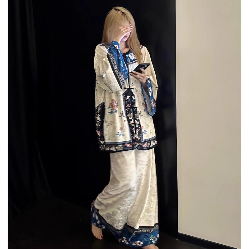 Qing-Han Style Printed Button-Down Pajamas for Women, Autumn and Winter New Large Size Chinese Style Gold Velvet Home Clothes Set That Can Be Worn Outside