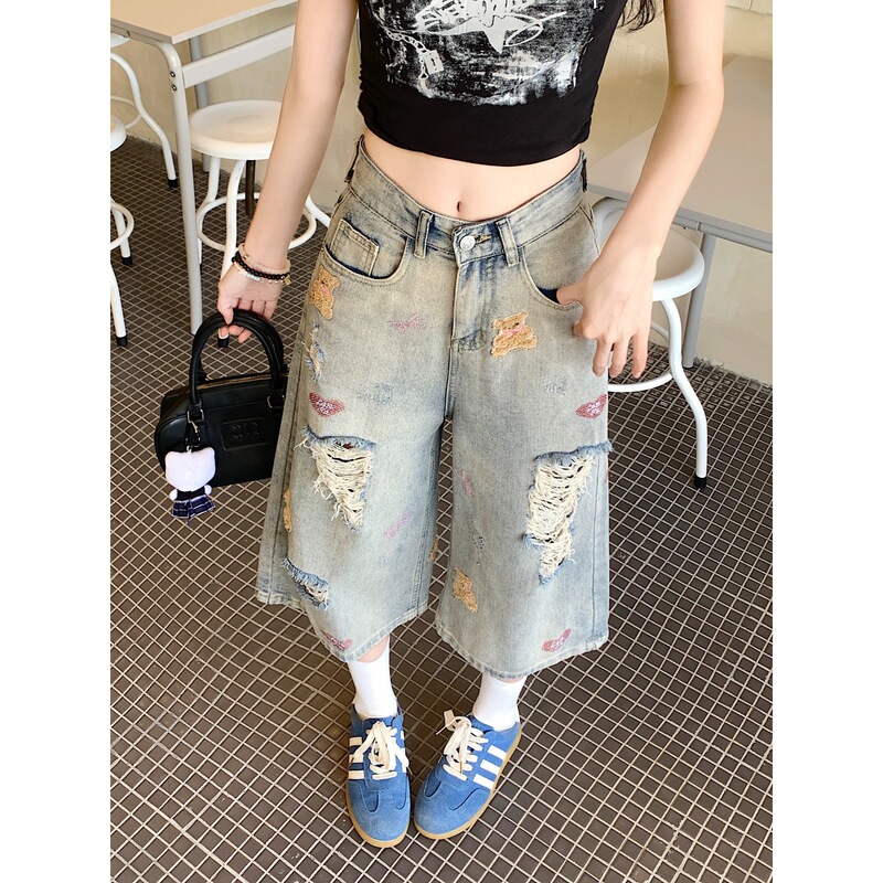 Plus Size Ripped Bear Embroidered Denim Cropped Pants for Women Summer Thin Design Loose Slimming Wide Leg Shorts