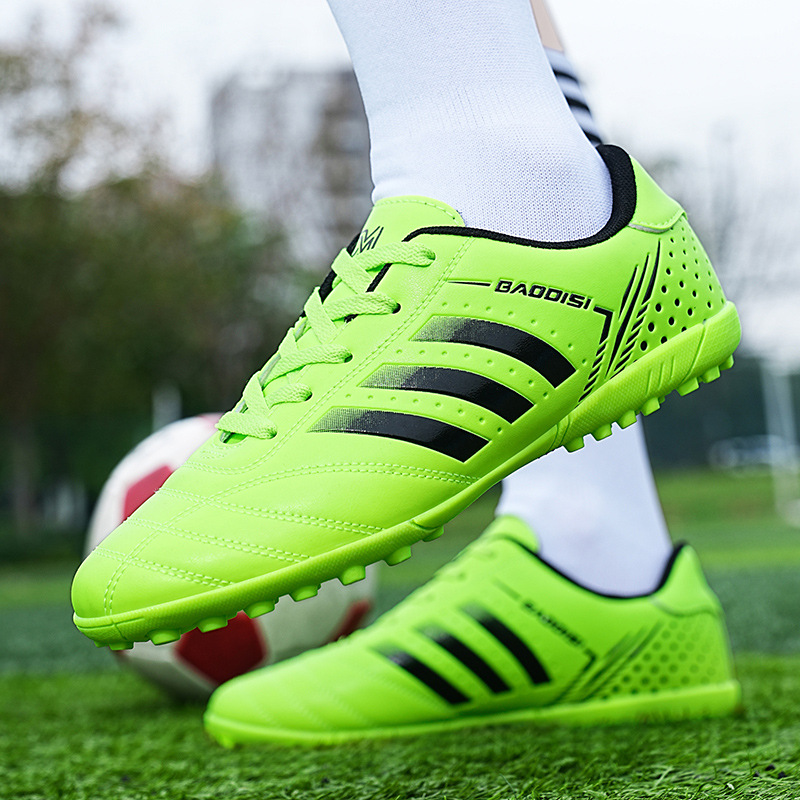 Fluorescent green broken nails 518