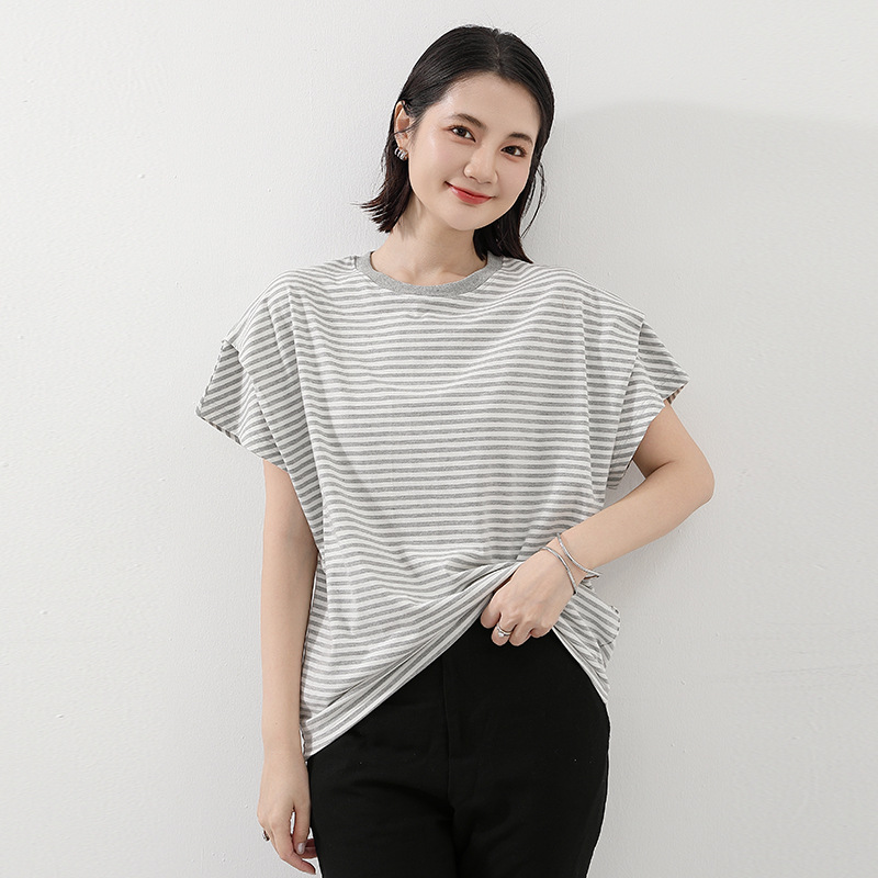Estilo japonés transfronterizo artístico simple delgada suelta a rayas manga corta Camiseta diseño cuello redondo manga de murciélagos estilo coreano