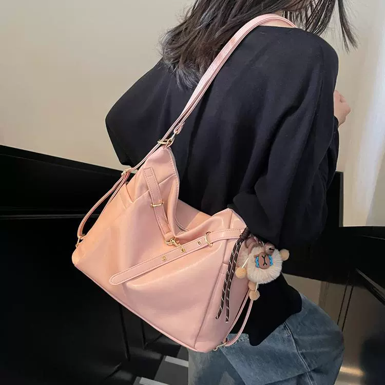 Universal retro capacious backpack, shoulder bag, trend one-shoulder bag, western style