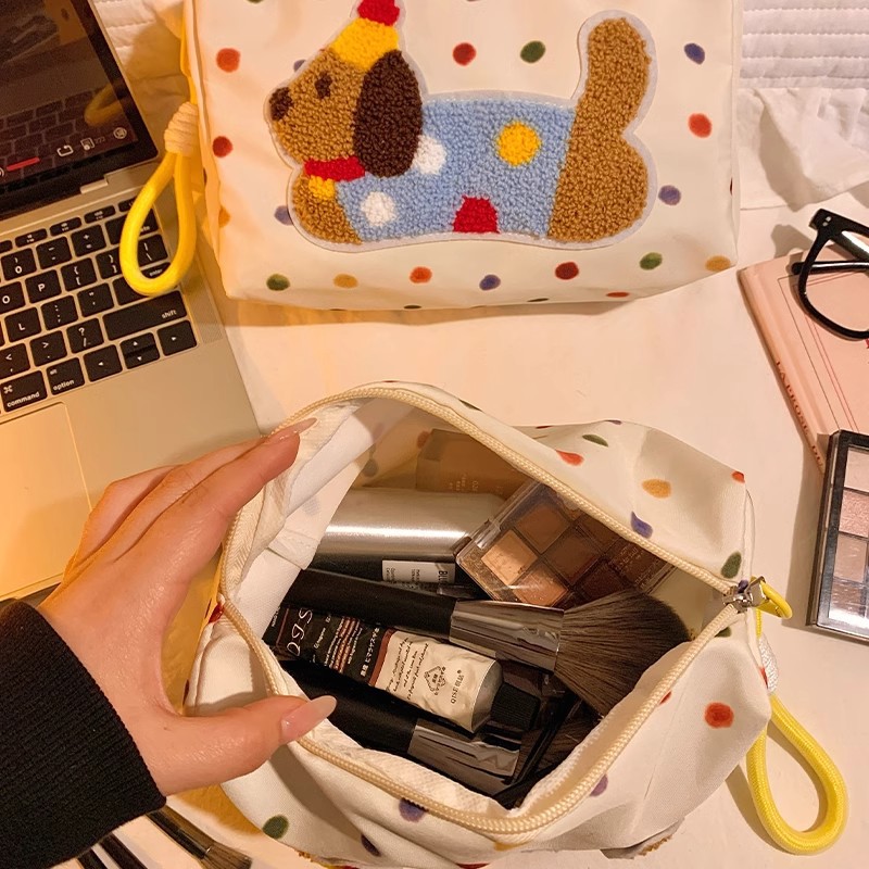 Bolso de maquillaje de mano de perro salchicha de lunares Bolso de embrague portátil para niñas Bolso de almacenamiento de viaje de negocios de gran capacidad Bolso de lavado