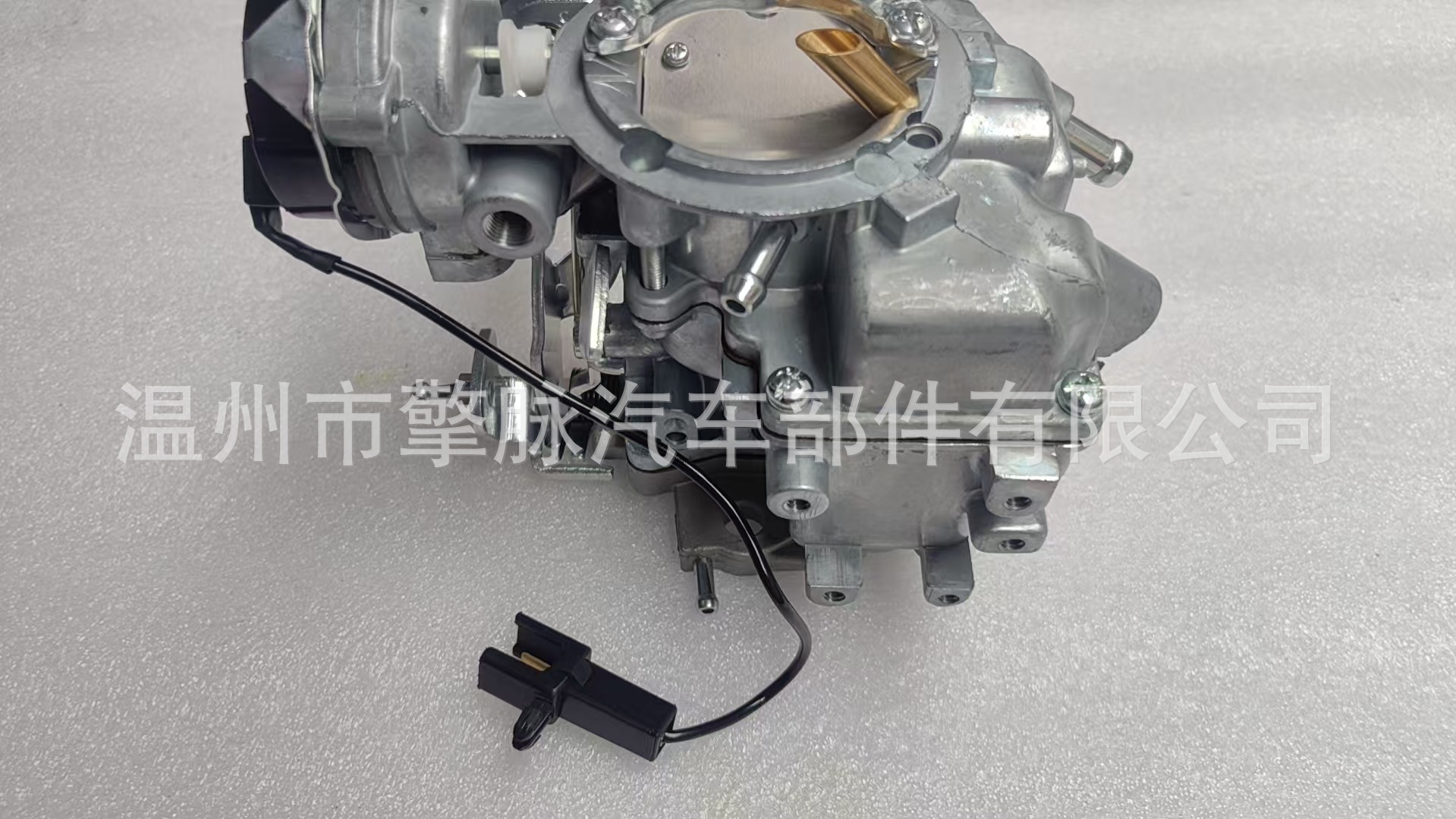 Carburetor 16010-Fd300 Suitable for F100 F150 4.9L 300 Cubic Inches 65-85 Models