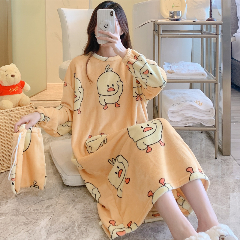 Otoño y invierno pijamas de mujer con bolsas de tela pijamas de franela caliente cuello redondo dulce camisa de coral ropa para el hogar