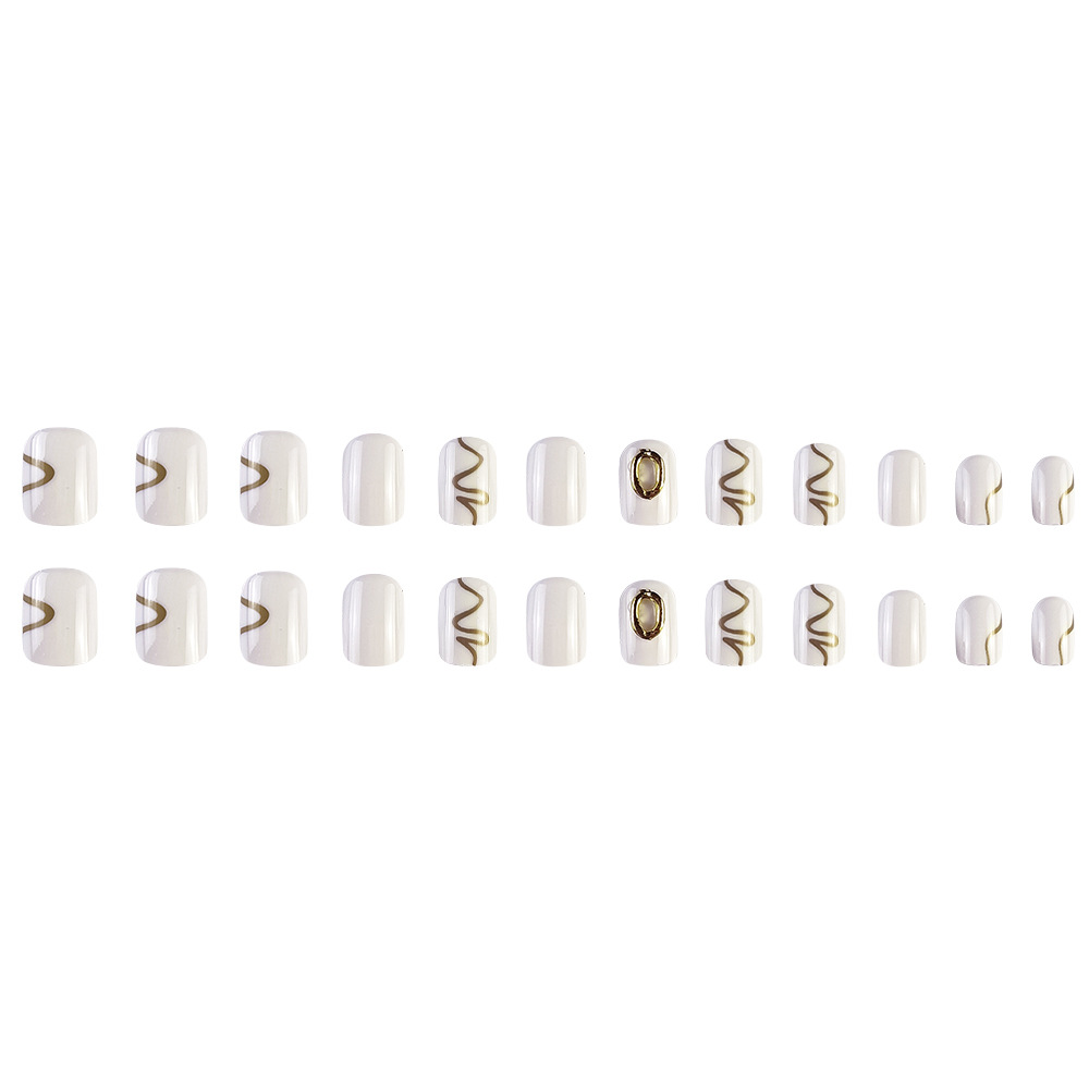 24 piezas de armadura blanca, adornos de oro, armadura de vestir, encanto único, uñas de uñas con incrustaciones de diamantes, parche de uñas simple de moda al por mayor