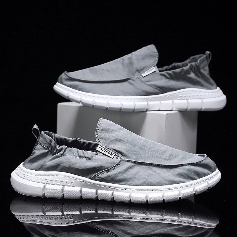 Canvas shoes new slip-on men's lazy shoes ice silk mesh men's shoes comfortable breathable socks shoes wholesale