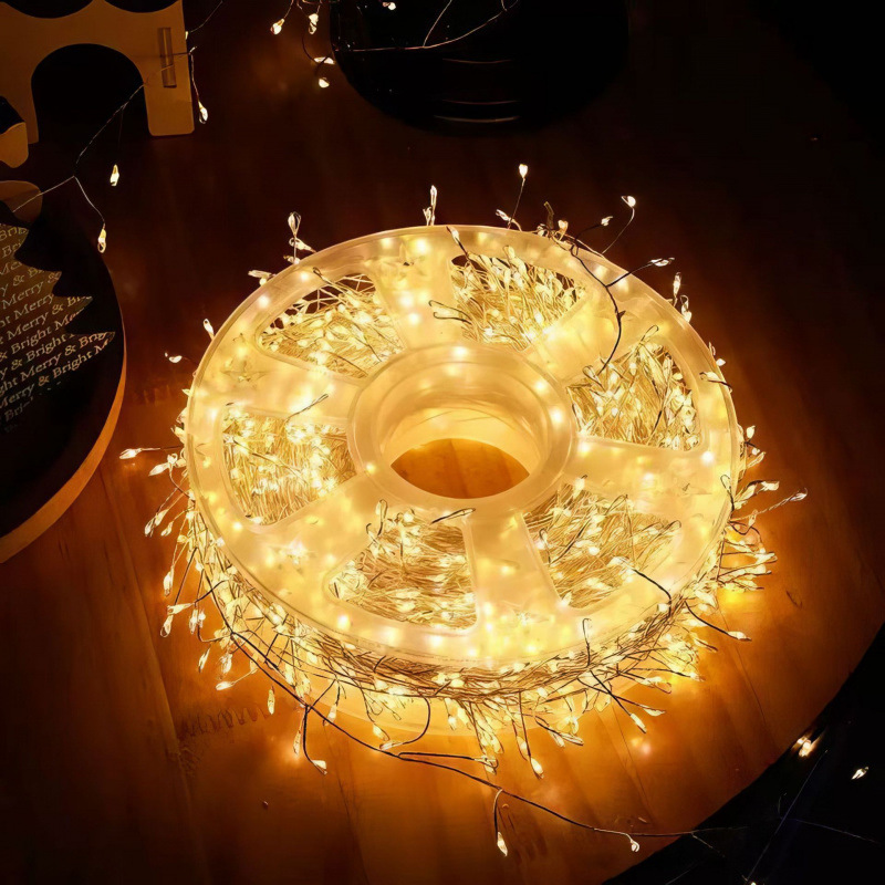 Nuevo árbol de Navidad transfronterizo lámpara de petardos luz de atmósfera de vacaciones led cadena de lámpara de alambre de cobre llena de estrellas de ciempiés pie de lámpara decorativa