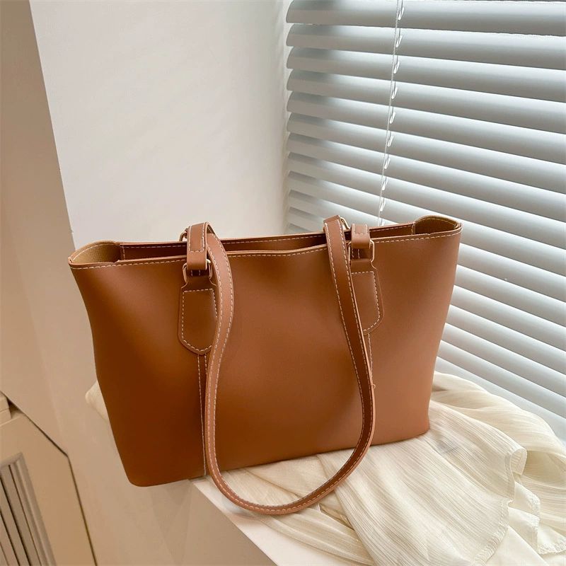 Capacious shoulder bag, one-shoulder bag, Korean style