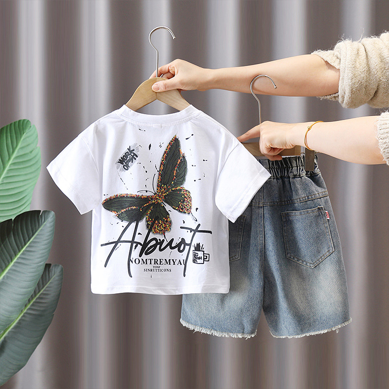 7128 Traje de manga corta de verano para niños Camiseta estampada de moda para niños guapos y guapos