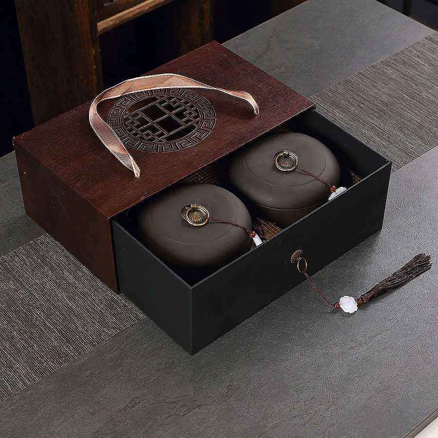 Gift box in gift box, red (black) tea, tea bags, storage box