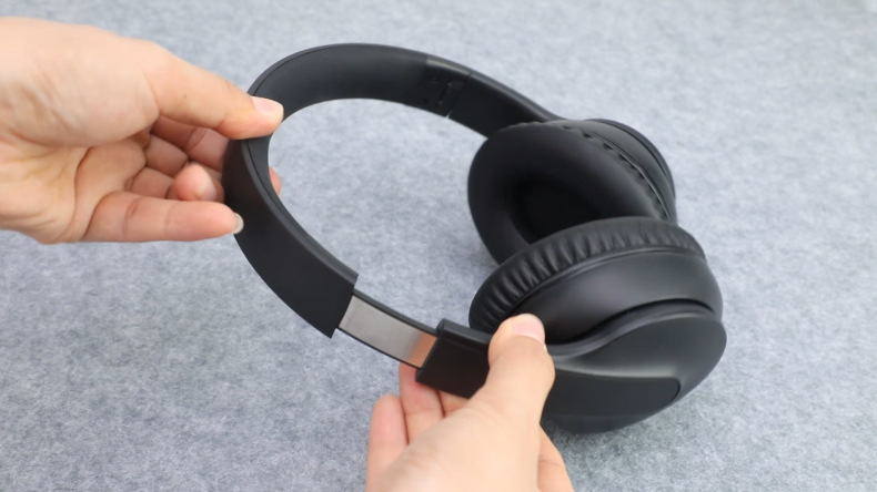 D-806ANC headphones9.jpg