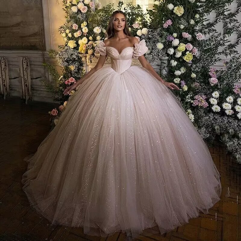 2025 New Wedding Dress with Off-Shoulder Design, Fairy-Like, Dreamy, Luxurious, Slimming, with a Long Train, Suitable for Court-Style Brides