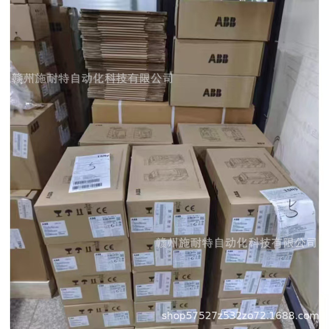 ACS310-03E-08A0-4/  ABB  变频器 顺丰包邮 议价出售滤波器