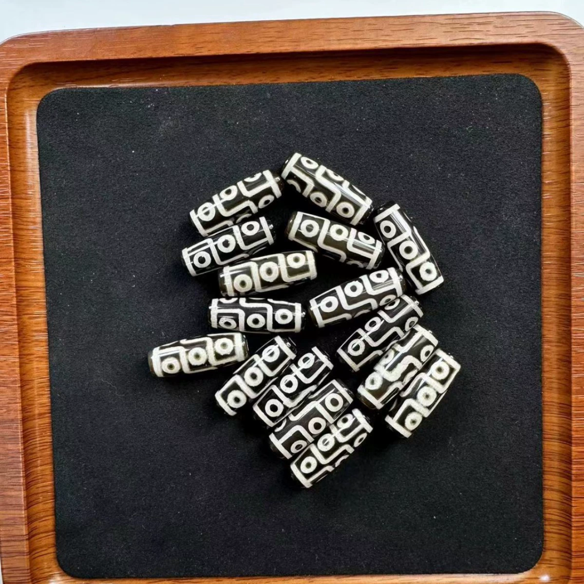 Дзи-бусы оптом натуральный агат Тибетский черно-белый девятиглазый бисер аксессуары