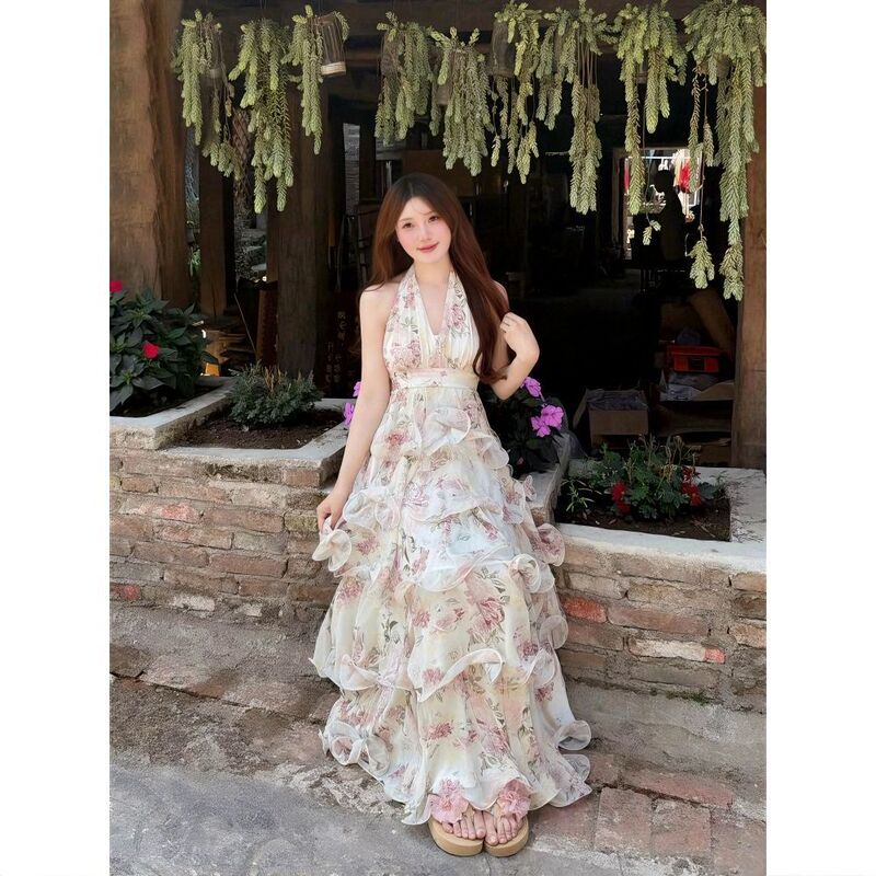 Rose Garden/French Resort Style Printed Halter Chiffon Cake Long Dress Women's V-Neck Dress