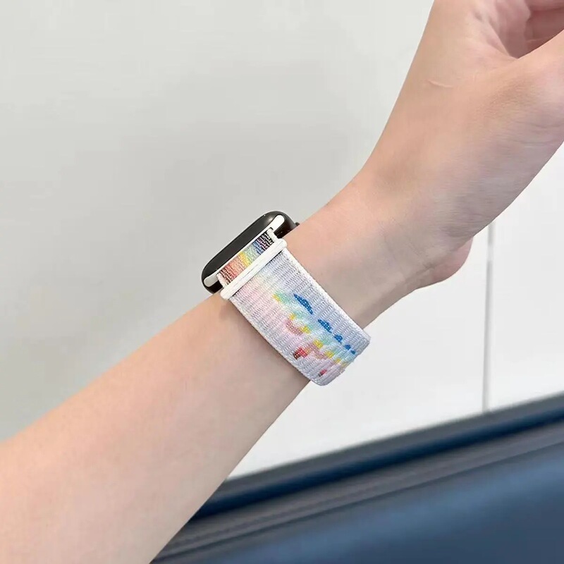 ins は iwatch ナイロンループマジックストラップ S10 Apple s9 ウォッチ SE スポーツ 8/7/男性と女性のリストバンドに適しています。|undefined