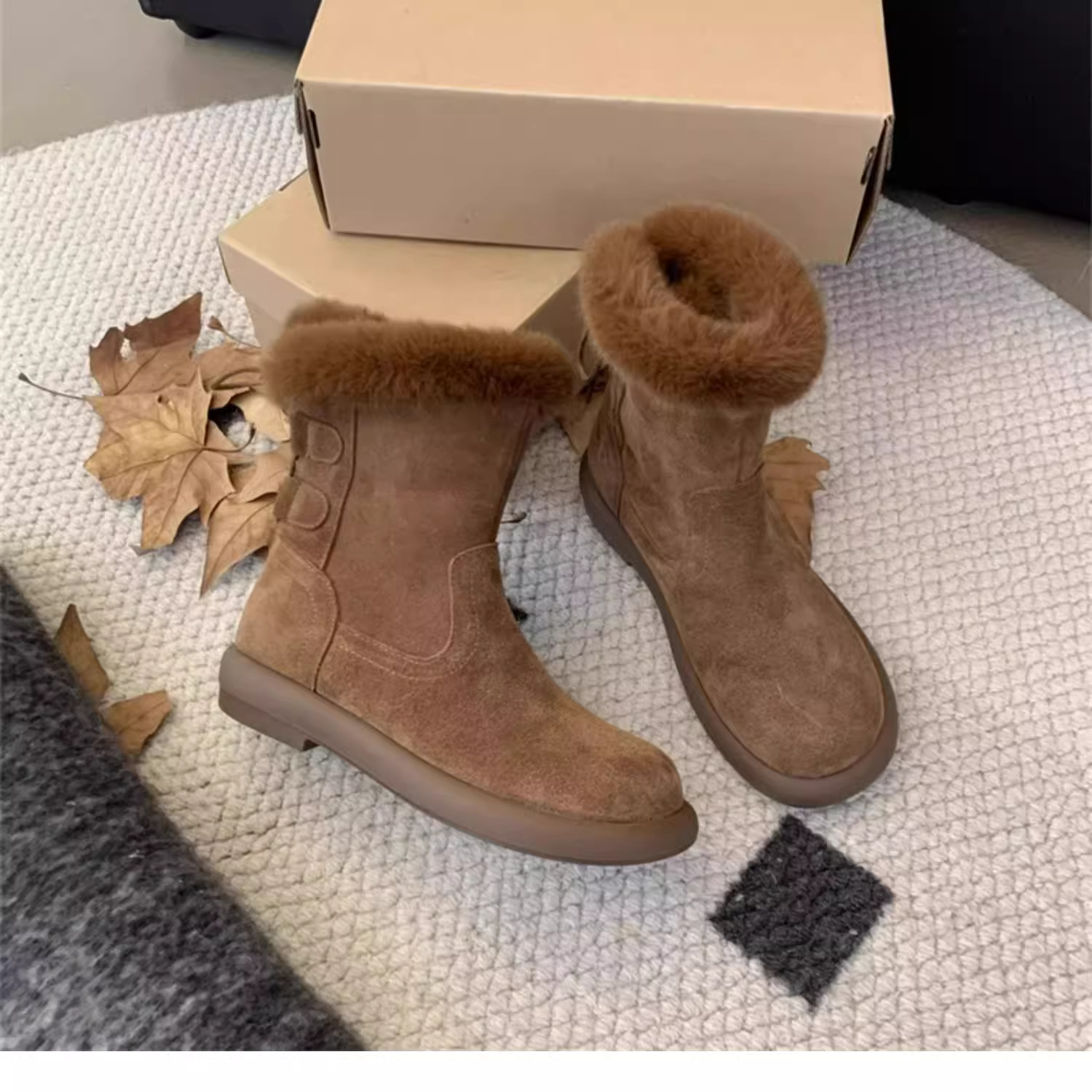 Winter Baumwolle dicken Sohlen Schnee für Frauen 2024 Winter neuen Stil mit Plüsch Isolierung, modische und vielseitige flache_voghion.com