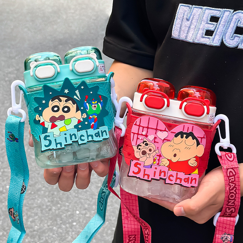 Crayón pequeño nuevo taza de agua para niños, taza de paja especial para niños y niñas para ir a la escuela, taza de agua portátil para jardín de infantes al aire libre