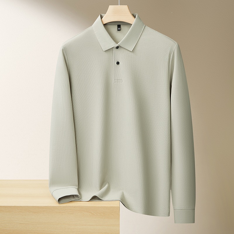 Comfortable and simple solid color long-sleeved base shirt for middle-aged and young men, new spring and autumn style, business casual and versatile T-shirt.