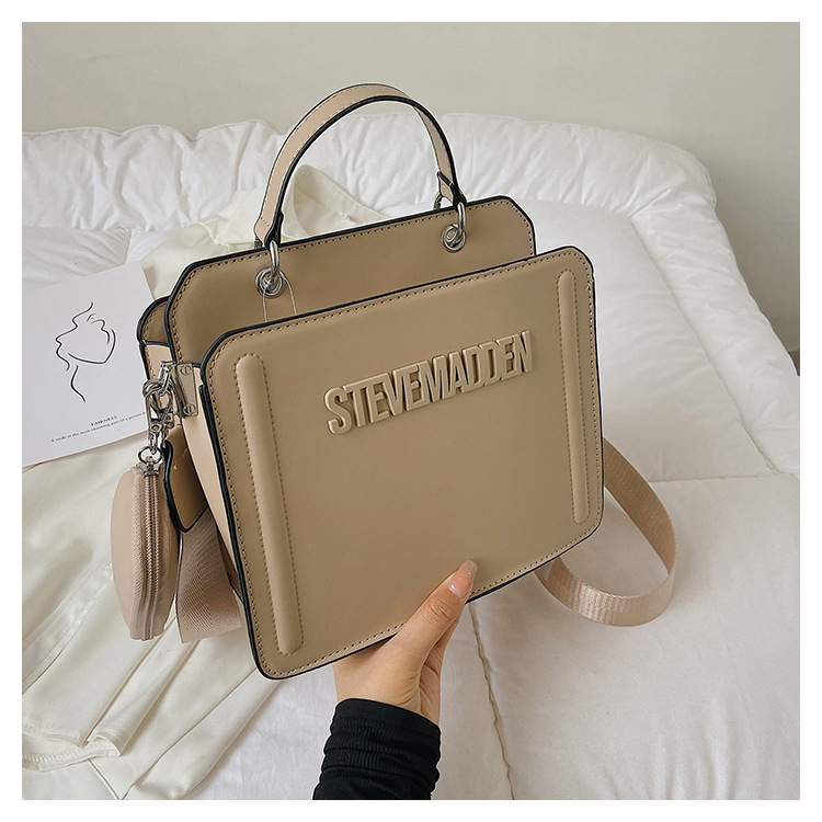 IMG_9877_20220527_035706_