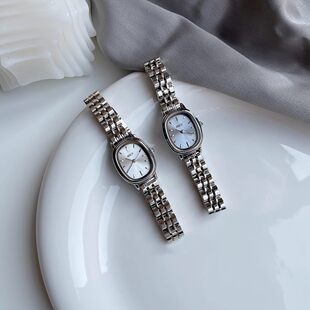 RSCY trendy and fashionable oval steel belt women's watch student office worker light luxury small temperament quartz women's watch