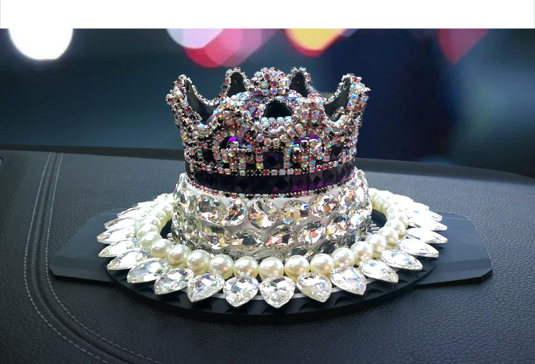 Diamond-Encrusted Crown Car Perfume Holder, Goddess-Style Car Interior Decoration, Car Fragrance Freshener Live Broadcast
