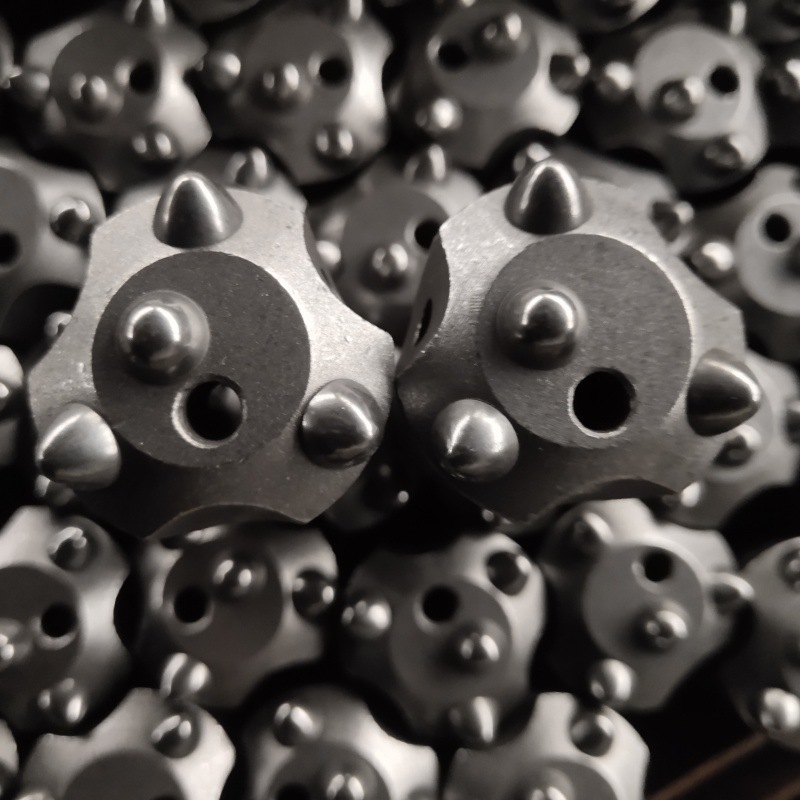 供应Q40柱齿钻头 球齿钻头 冷压钻头  梅花钻头