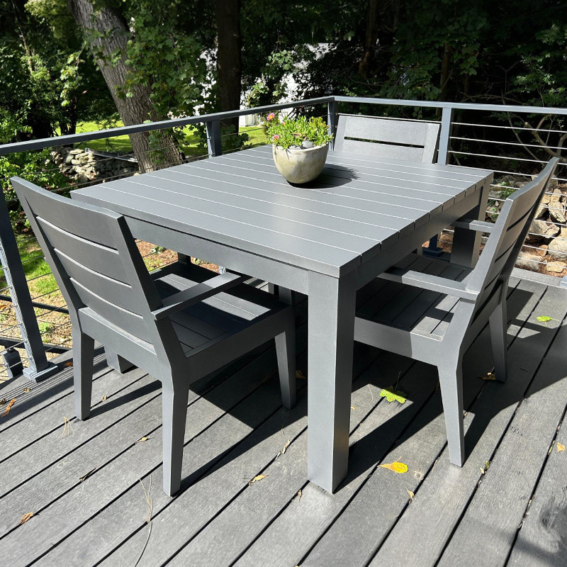 Mesa y sillas de patio al aire libre de alta gama terraza de jardín al aire libre impermeable a prueba de agua y protección solar de madera maciza mesa larga de hotel villa de madera