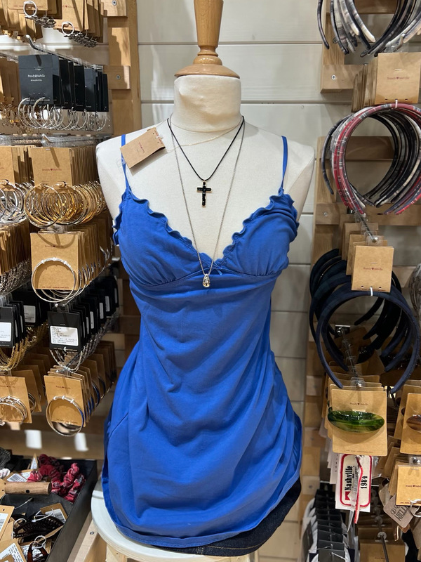 Bm Style American Hot Girl Style Royal Blue Ruffled Edge Camisole Summer Bm Dress Top That Can Be Worn Outside and Enhances Complexion Bm Style American Hot Girl Style Royal Blue Ruffled Edge Camisole Summer Bm Dress Top That Can Be Worn Outside and Enhances Complexion