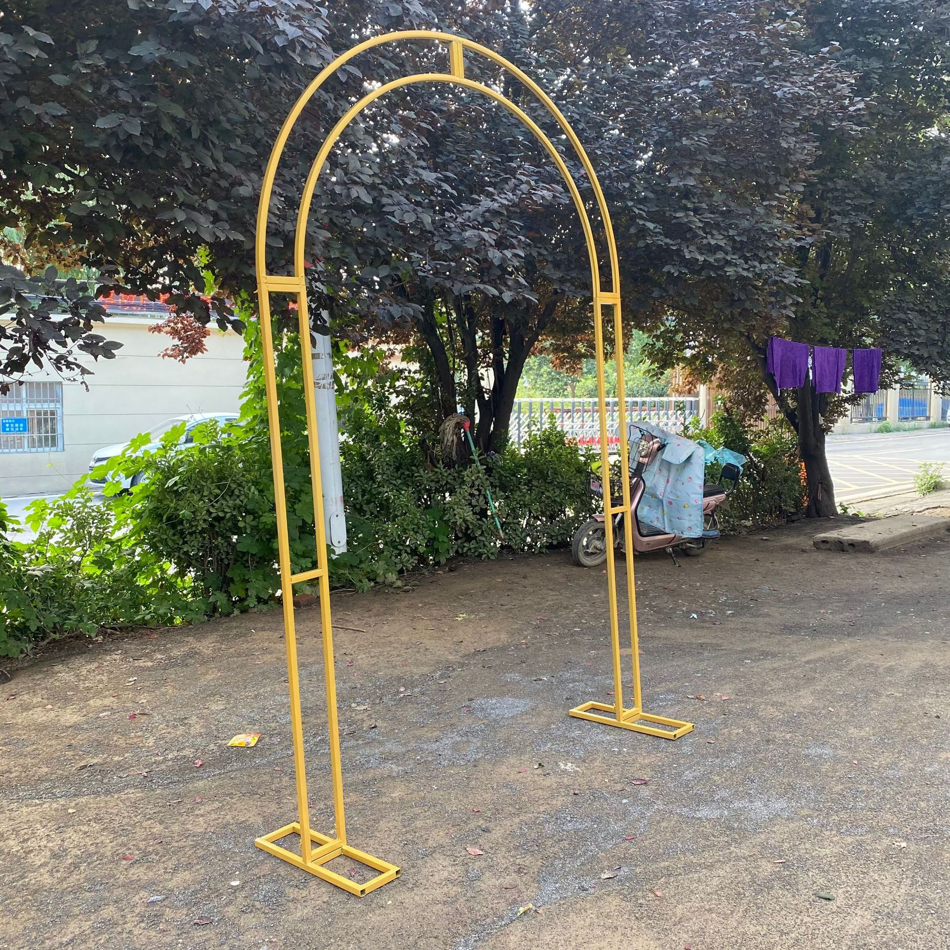 F04F122DEEBD23D6528A32524D4773