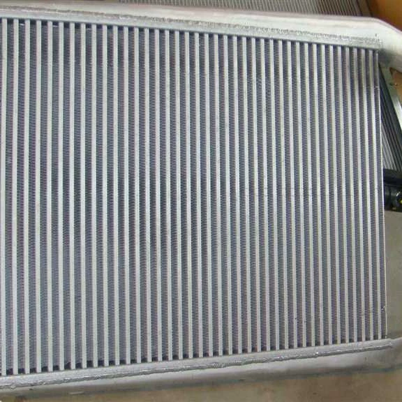 Подходит для SINOTRUK Howo A7 WG9918530002, сборка интеркулера, радиатор, бачок для воды