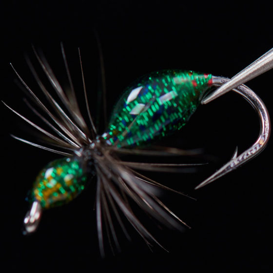High light colorful Ant Hook fly fly hook Griffith poisonous mosquito micro object Luya fake bait fish hook white stripe horse mouth