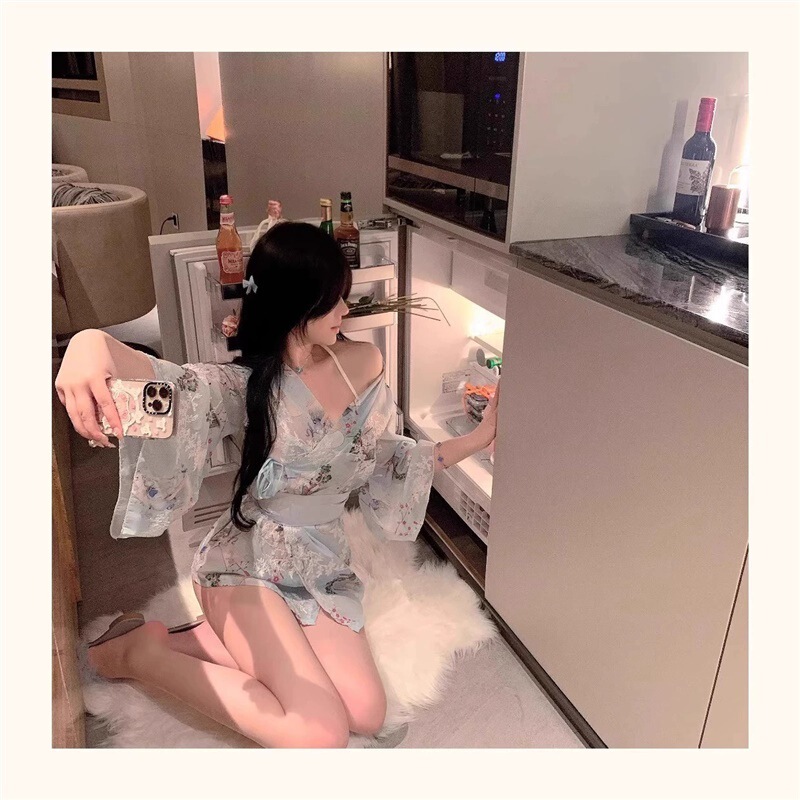 Private Pure Desire Thin Japanese-Style Kimono Sexy See-Through Three-Point Home Wear Chiffon Nightdress Women's Open-Front Bathrobe Pajamas