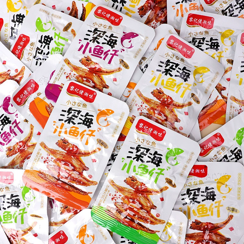 Spicy fish larvae spicy dried fish ready-to-eat hairy fish small package snacks