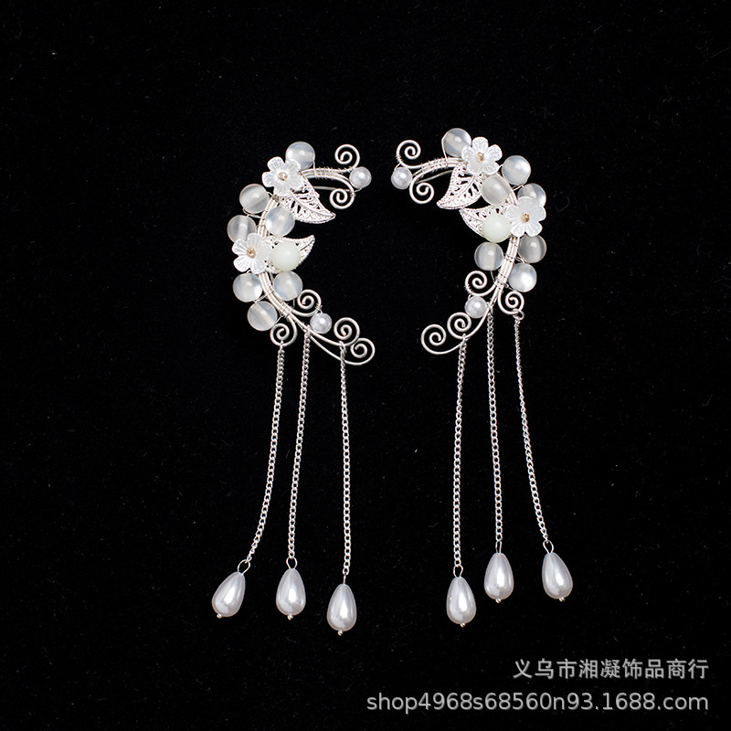 Popular European and American foreign trade products: non-pierced butterfly ear clips, cross-border earrings, creative handmade cuff earrings with tassels
