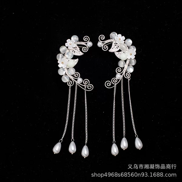 Popular European and American foreign trade products: non-pierced butterfly ear clips, cross-border earrings, creative handmade cuff earrings with tassels