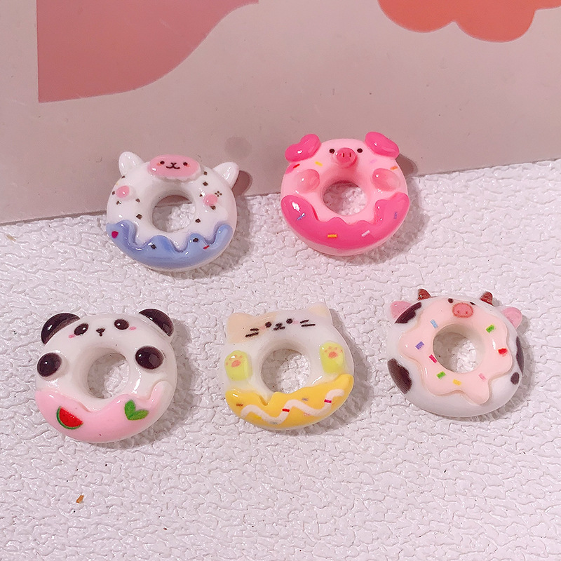 Nuevo animal panda donut diy accesorios de resina adornamiento de cabello cremoso caja de teléfono móvil botón de zapato taza de agua pegatinas hechas a mano
