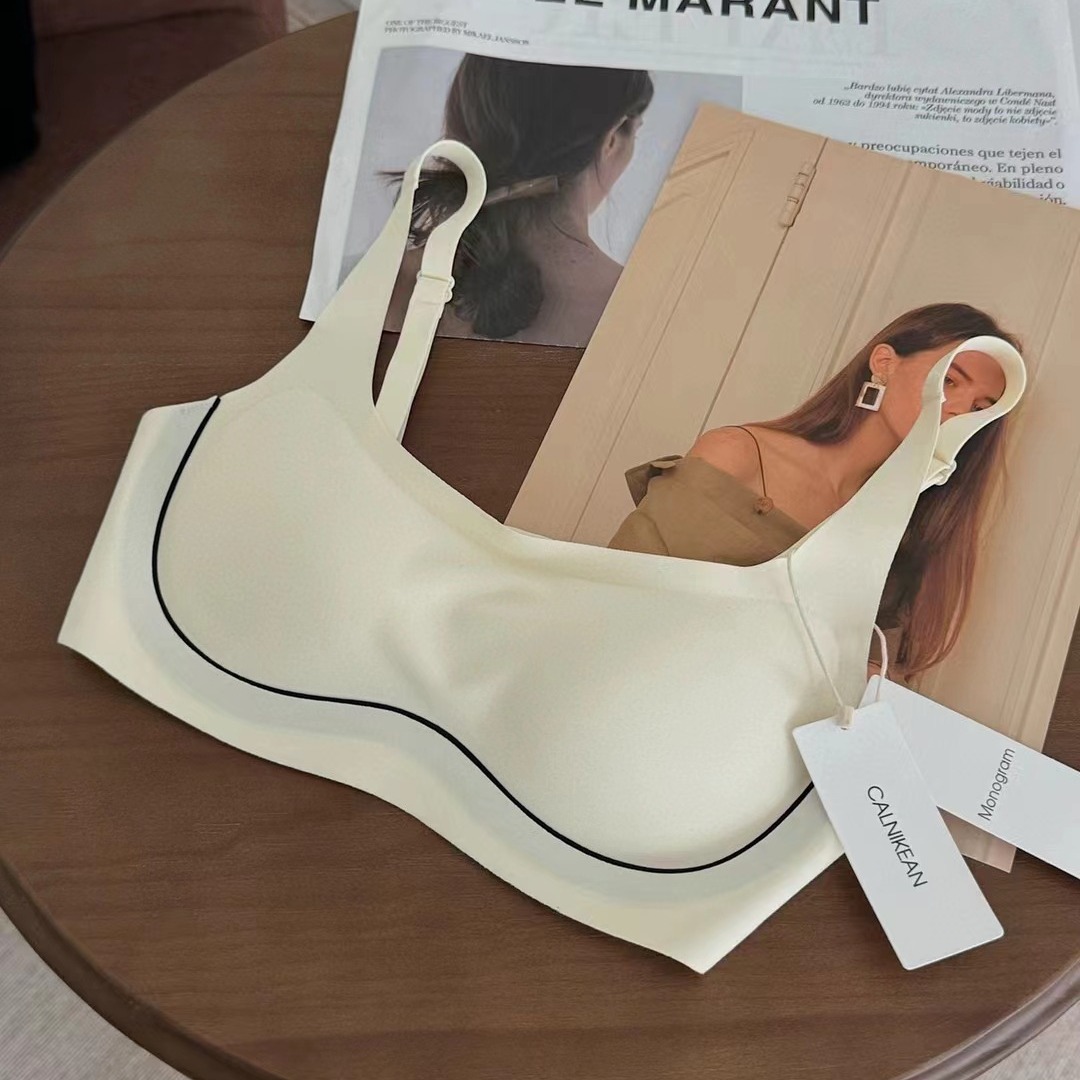 Cuello cuadrado delgado mango taza ropa interior mujer transpirable sin marcas de soporte suave pecho pequeño se reúne sin anillo de acero sujetador de pecho